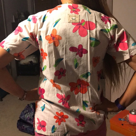 Scrub top - Picture 2 of 2